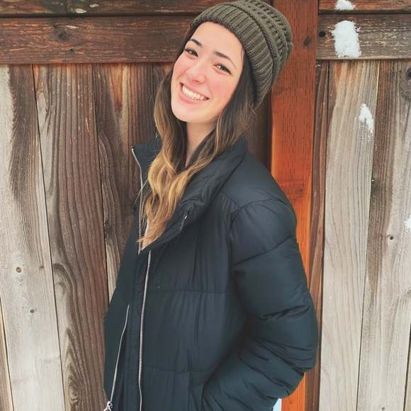 Meet your Posher, Adison - Picture 1 of 1